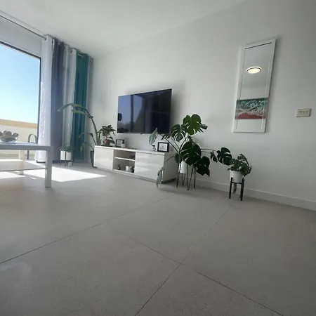 Апартаменты Royal View - Playa De Americas Плая-де-лас-Америкас